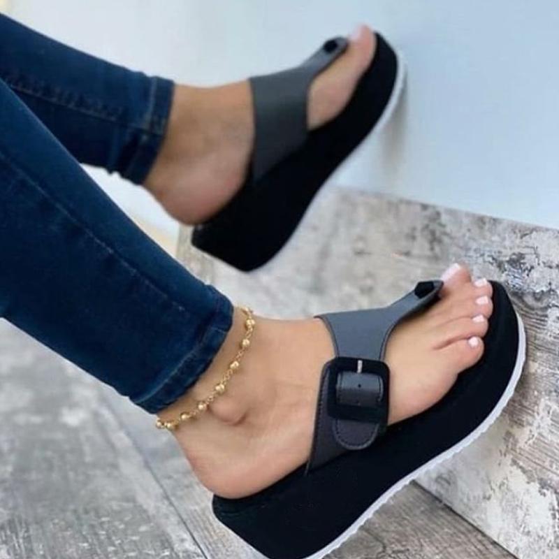 Women‘s Fashionable Flip Flops Comfortable Soft Slippers